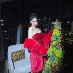 เสื้อ ขนเฟอร์ สีแดง แบรนด์ AIRLY ตปท 9007 Size S-M