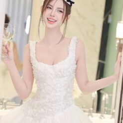 ชุดเดรส สายเดียว แต่งดอกกุหลาบ สีขาว TRANALI 2206 SIZE S-M