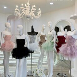 ชุดเดรส เกาะอก กระโปรงฟู แต่งขน สีดำ สีแดง สีชมพู  ZEN LULU เวียดนาม 2200 SIZE S-M