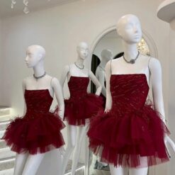 ชุดเดรส เกาะอก กระโปรงฟู แต่งขน สีดำ สีแดง สีชมพู  ZEN LULU เวียดนาม 2200 SIZE S-M