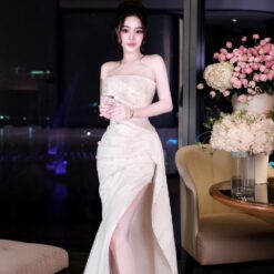 ชุดราตรียาว เกาะอก แต่งมุก สีขาว Brand HiSo 3071 Size S-M