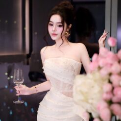 ชุดราตรียาว เกาะอก แต่งมุก สีขาว Brand HiSo 3071 Size S-M