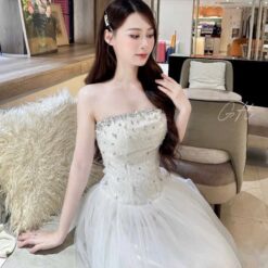 ชุดราตรี เกาะอก แต่งเพชร สีขาว 3048 Size M