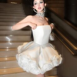 ชุดเดรส เกาะอก แต่งดอก สีขาว Brand HiSo 2161 Size S-M