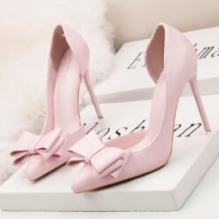 รองเท้า แต่งโบว์ สีขาว สีชมพู สีดำ สีแดง 9002 Size 38