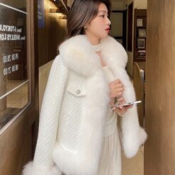 ชุดเซ็ท ขนเฟอร์ เสื้อแขนยาว+กางเกง สีขาว แบรนด์แท้ นำเข้า 9011 Size M