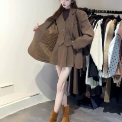 ชุดเซ็ท 3 ชิ้น เสื้อ+กระโปรง+เสื้อคลุม สีน้ำตาล สีครีม สีเทาเข้ม แบรนด์แท้ นำเข้า ตปท 9013 Size S-M