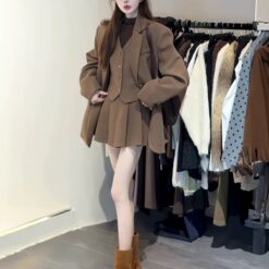 ชุดเซ็ท 3 ชิ้น เสื้อ+กระโปรง+เสื้อคลุม สีน้ำตาล สีครีม สีเทาเข้ม แบรนด์แท้ นำเข้า ตปท 9013 Size S-M