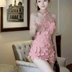 ชุดเดรส คล้องคอ แต่งดอก สีชมพู 2232 Size S