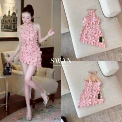 ชุดเดรส คล้องคอ แต่งดอก สีชมพู 2232 Size S