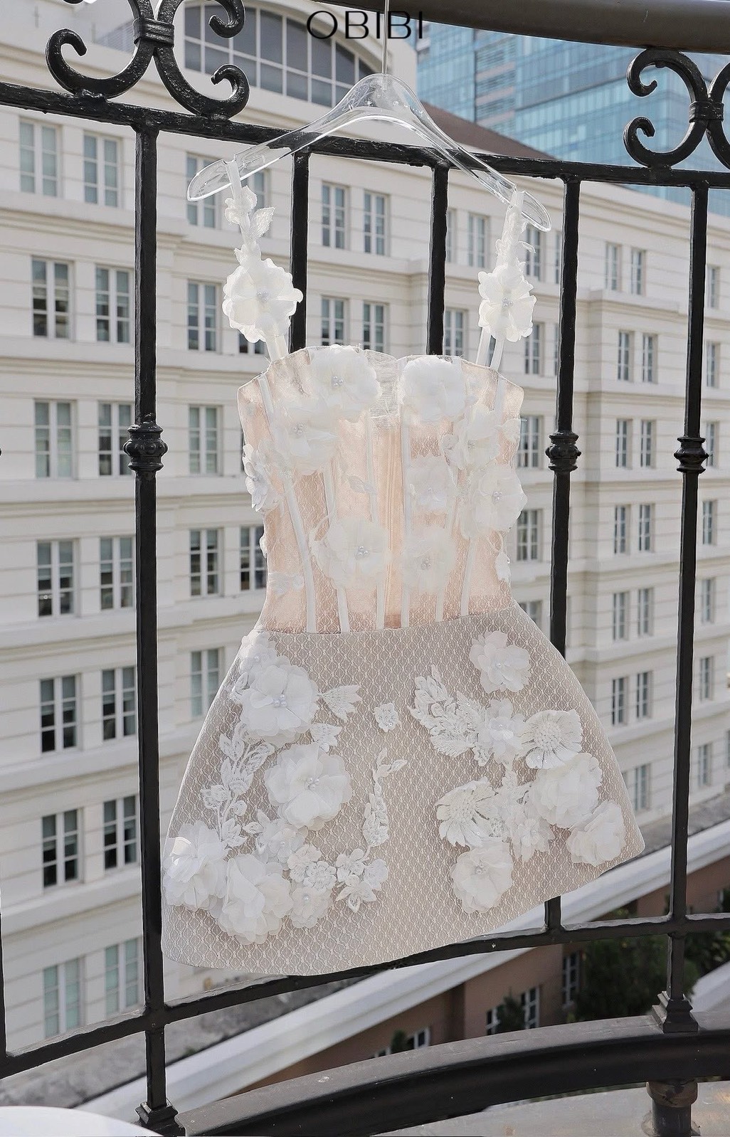 ชุดเดรส สายเดี๋ยว แต่งดอก สีขาว BRAND OBIBI 2247 Size M - Image 15