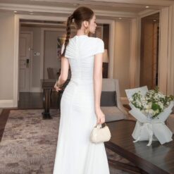 ชุดเดรส ราตรียาว คอวี ผ้าจับจีบ คลุมไหล่ สีขาว BRAND OBIBI 2271 BKK SIZE M