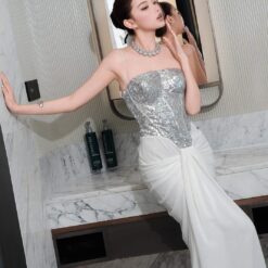 ชุดเดรส ราตรียาว สายเดี่ยว แต่งกลิตเตอร์ สีขาว BRAND OBIBI 2273 BKK SIZE M