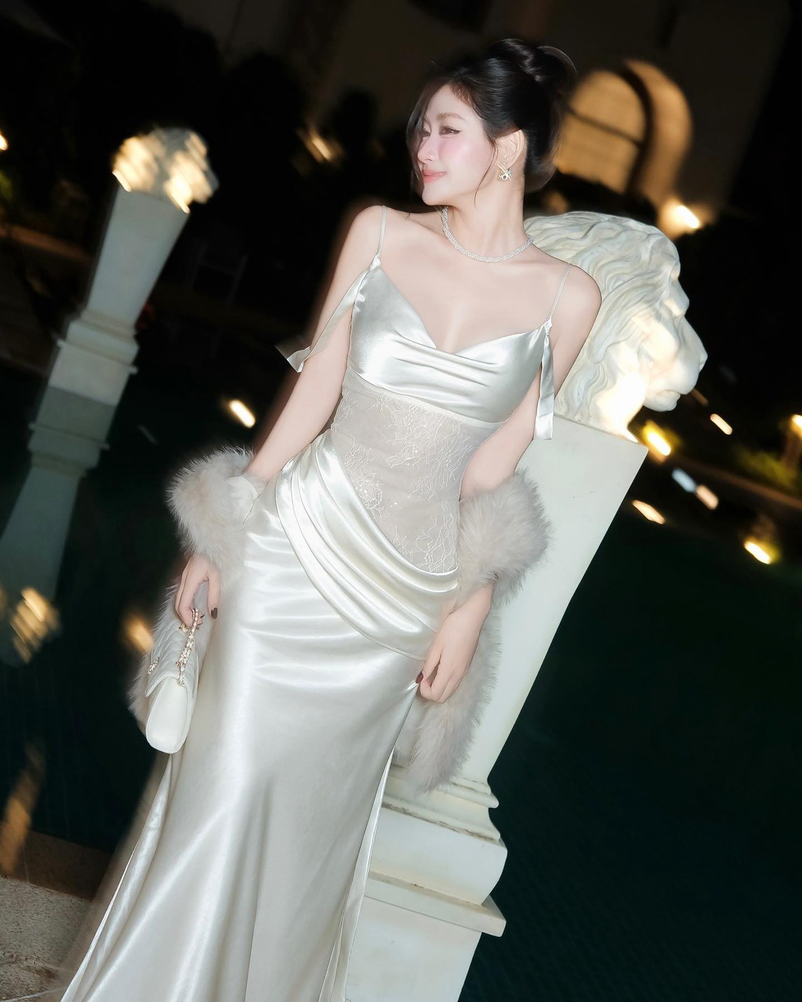 ชุดเดรสยาว ราตรี สายเดี่ยว-ปาดไหล่ ลูกไม้ สีชมพู,สีขาว BRAND Thao_bibii 2298 BKK SIZE S - Image 4