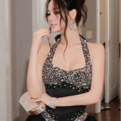 ชุดเดรส คล้องคอ  แต่งเพรช กลิตเตอร์ สีดำ BRAND Thao_bibii 2295 BKK SIZE S