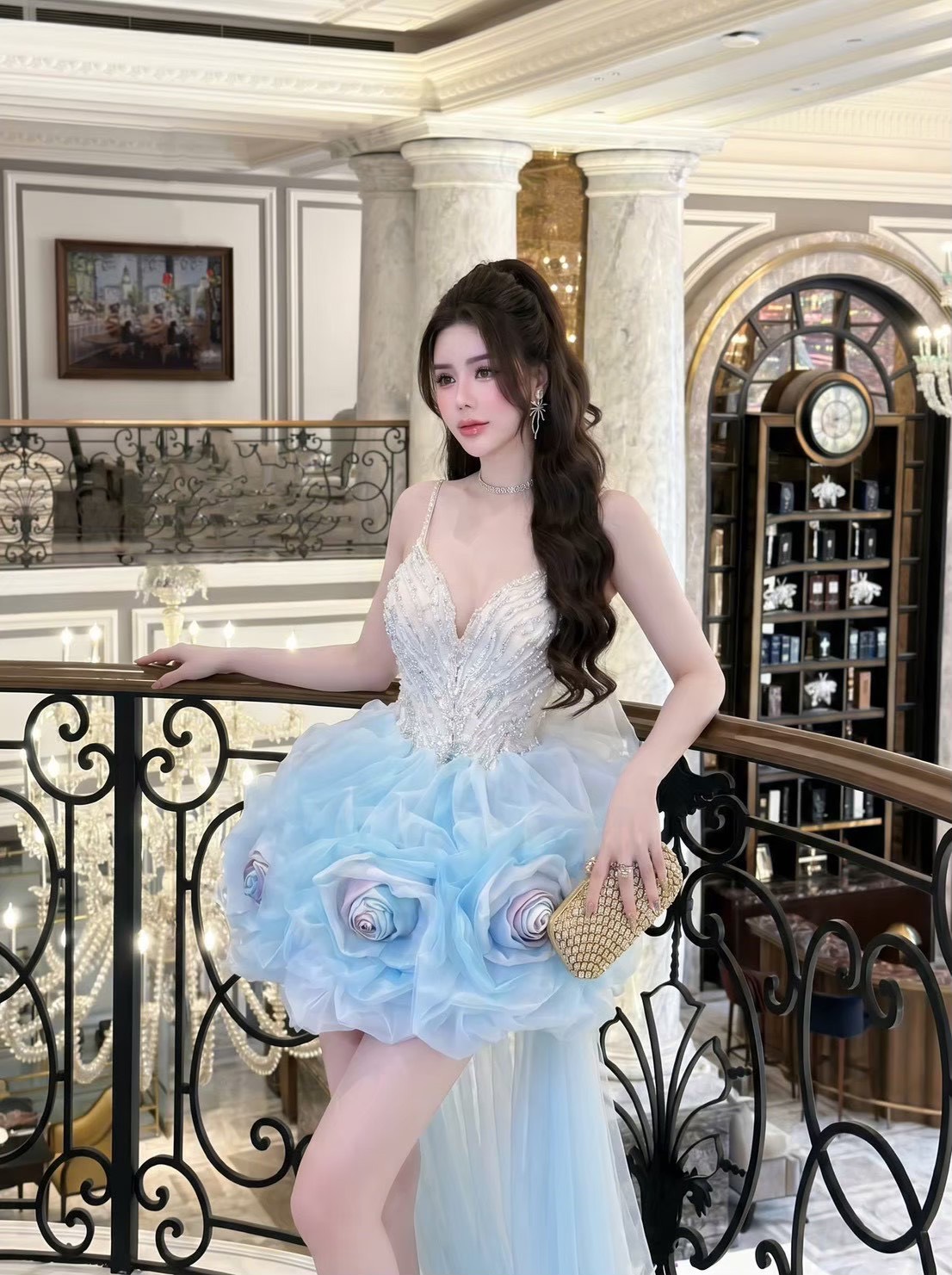ชุดเดรส สายเดี่ยว แต่งเพชร+แต่งโบว์ สีฟ้า BRAND HISO 2334 BKK Size M - Image 3