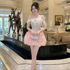 ชุดเดรส เกาะอก กระโปรงฟู แต่งมุก กลิตเตอร์ สีชมพู สีขาว Brand HISO 2325BKK Size M