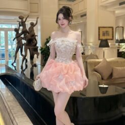 ชุดเดรส เกาะอก กระโปรงฟู แต่งมุก กลิตเตอร์ สีชมพู สีขาว Brand HISO 2325BKK Size M