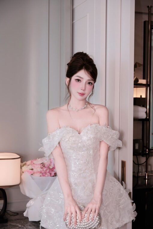 ชุดเดรส ปาดไหล่ แต่งดอก + กลิตเตอร์ BRAND HISO 2332 BKK Size M - Image 2