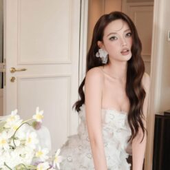 ชุดเดรส สีขาว เกาะอก แต่งดอก-เพชร BRAND OBIBI 2268 BKK SIZE M