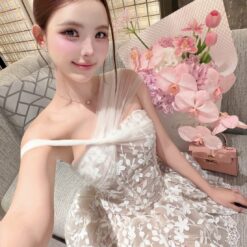 ชุดเดรส เกาะอก-ปาดไหล่ กระโปรงฟู สีขาวครีม BRAND TRANALI 2310 BKK SIZE M
