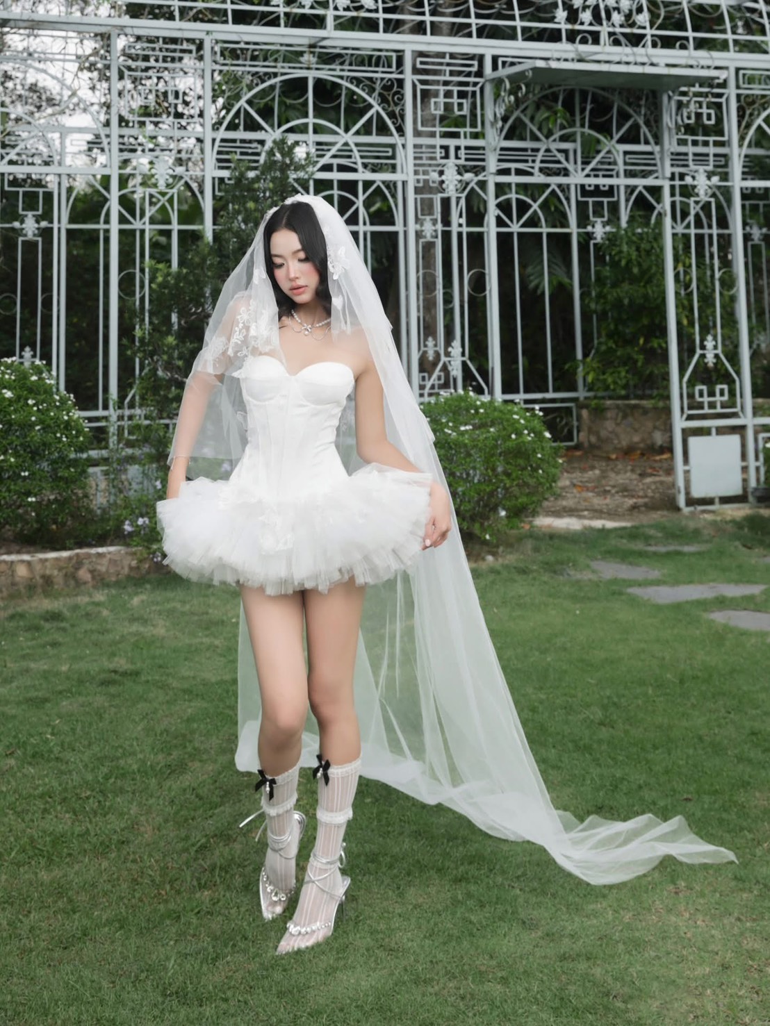 ชุดเดรส เกาะอก กระโปรงฟู ลูกไม้ สีขาว Brand KATHY 2320 BKK Size M - Image 3