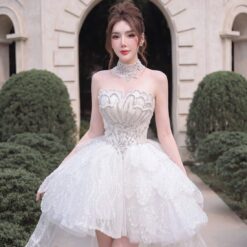 ชุดเดรส หาง แต่งกลิตเตอร์ + เพชร คล้องคอ สีขาว BRAND HISO 2323BKK Size M