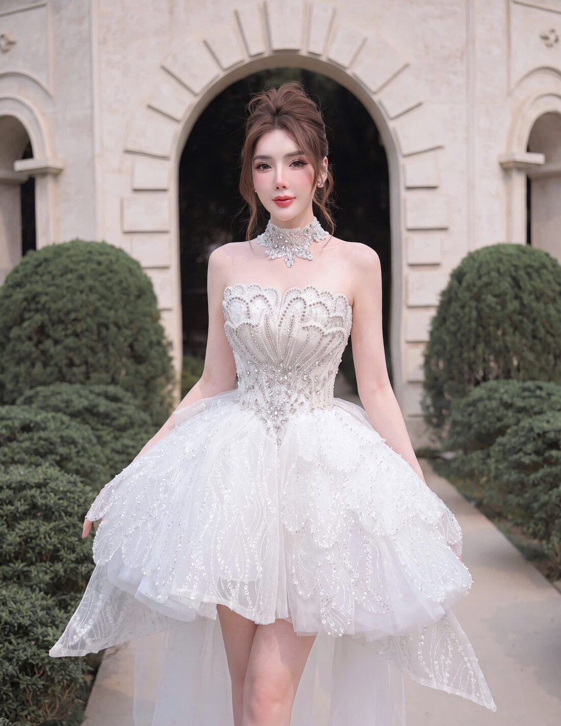 ชุดเดรส หาง แต่งกลิตเตอร์ + เพชร คล้องคอ สีขาว BRAND HISO 2323BKK Size M - Image 2